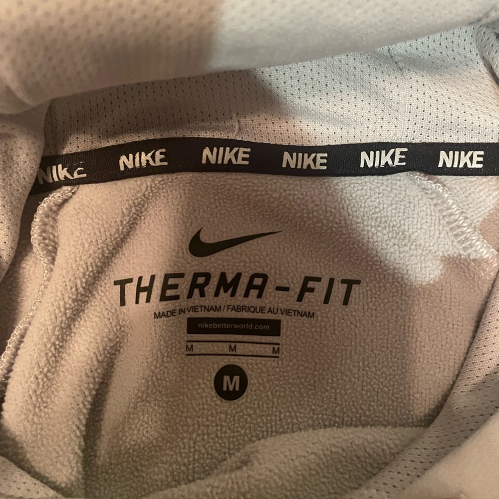 NIKE THERMA-FIT SWEATSHIRT Sz MEDIUM - Picture 7 of 9